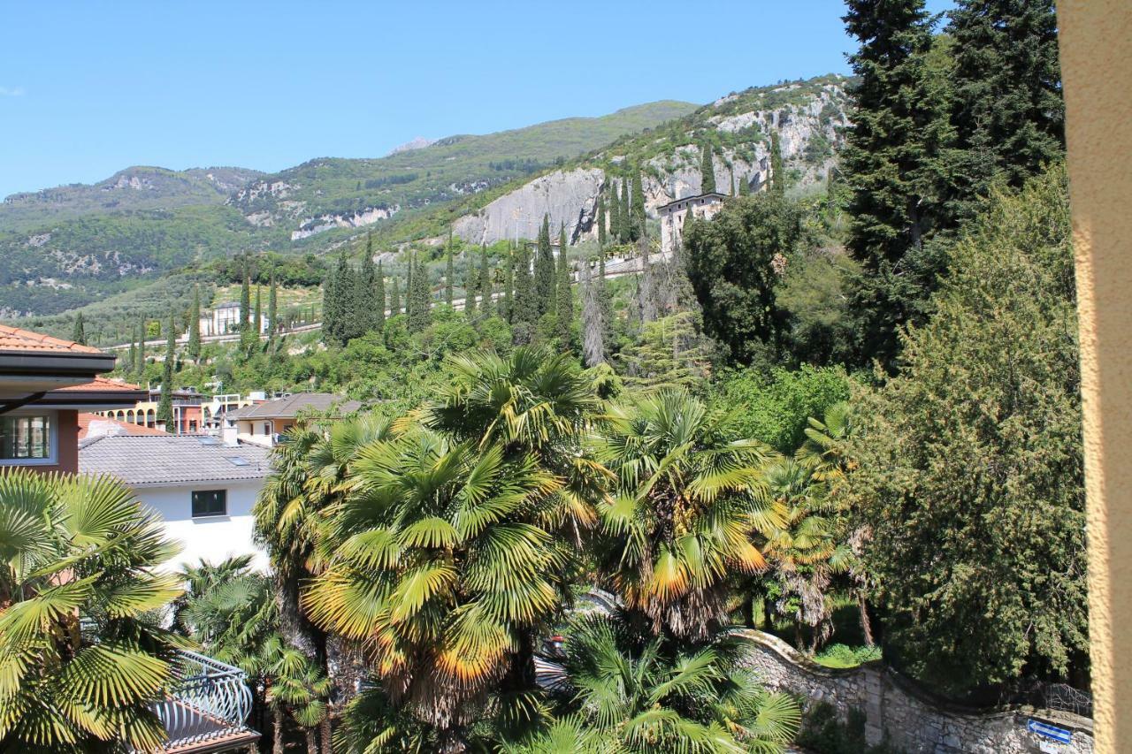 Casa Vacanze Claudette Arco Εξωτερικό φωτογραφία